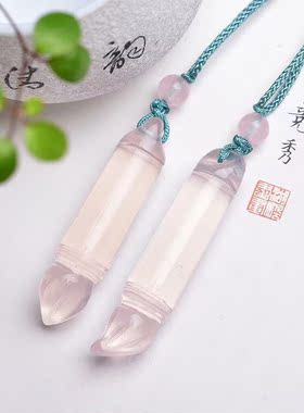 新款天然粉水晶喵币吊坠 天然粉水晶手工雕刻毛笔