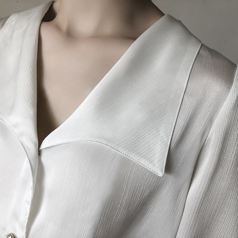 雪纺设计感小众2020夏季v领白衬衫 jajp衬衫