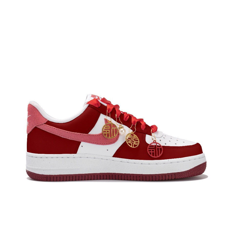 定制球鞋Nike Air Force 1空军一号 珍珠挂饰 龙年 婚鞋 女子板鞋,淘宝优惠券,粉丝福利购,淘宝优惠卷