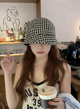 可爱蝴蝶甜美格纹设计一帽两戴