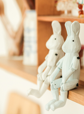 食堂t-lab呆萌风黑兔子桌面摆件