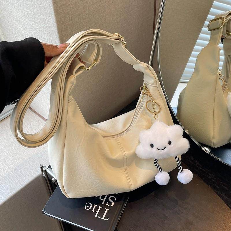 高级感包包女士2025新款潮时尚简约休闲单肩包上课通勤斜挎饺子包,淘宝优惠券,粉丝福利购,淘宝优惠卷