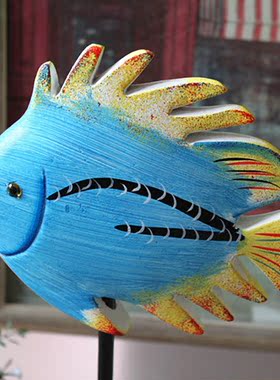 实木雕刻亲吻鱼生日礼物装饰品