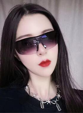 夏季新款防风防尘护目镜2026男女户外运动骑行驾驶连体遮阳太阳镜