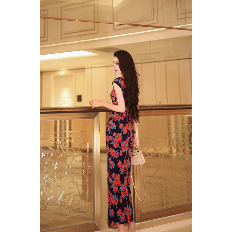 尤克菲儿 原创设计水晶麻印花裙温柔气质优雅高腰褶皱圆领连衣裙,淘宝优惠券,粉丝福利购,淘宝优惠卷