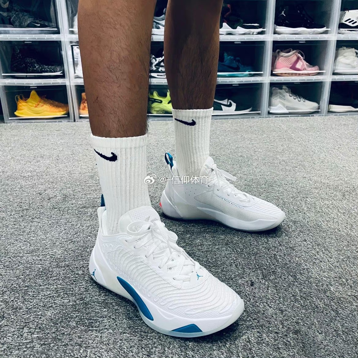 Nike Air Jordan Luka 1 东契奇1代缓震透气运动篮球鞋DN1771-104 - 图0