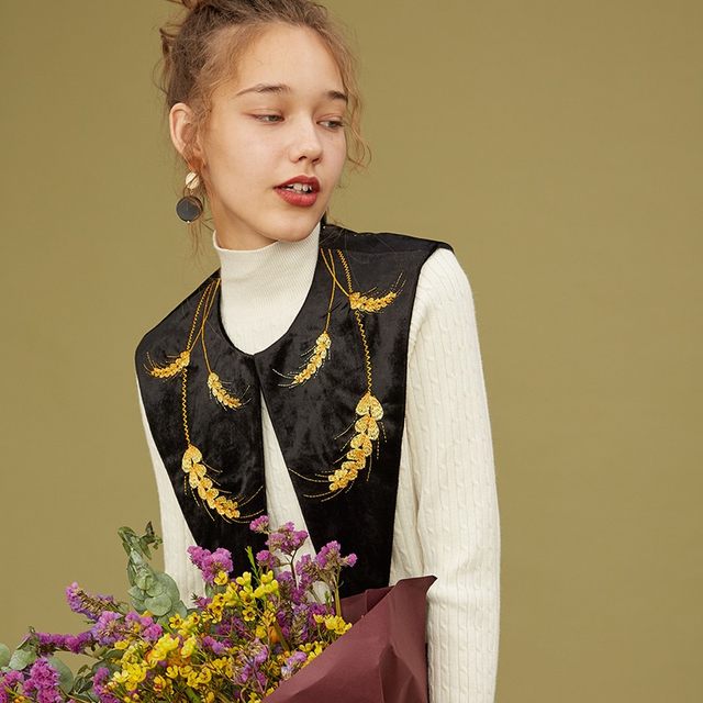 Kamo Original Retro Embroidered Versatile Velvet Fake Collar