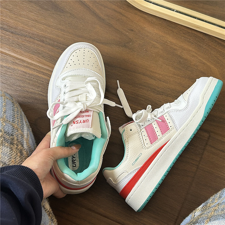 港风轻便板鞋男ins潮2025新款休闲百搭学生经典小白鞋情侣滑板鞋,淘宝优惠券,粉丝福利购,淘宝优惠卷