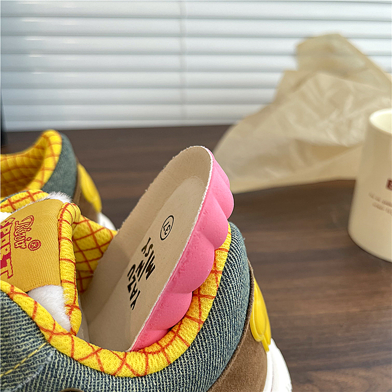 Yijun thick-soled round-toe denim canvas shoes for women 2025 winter new all-match sneakers small white shoes bread shoes