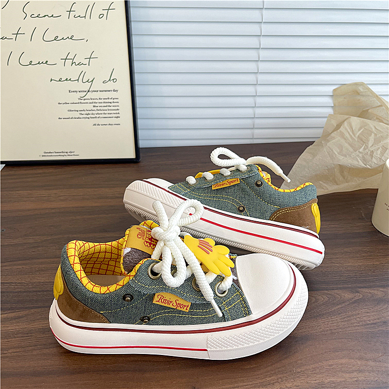 Yijun thick-soled round-toe denim canvas shoes for women 2025 winter new all-match sneakers small white shoes bread shoes