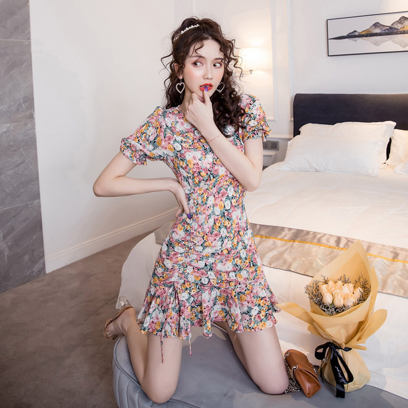 山本挖空v领赫本风碎花女雪纺裙子 柏曼芳连衣裙