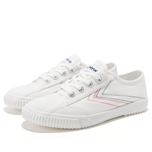 Female 2025 summer simple and versatile casual shoes Japanese street photography white shoes