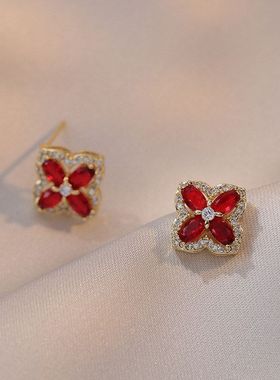 项链女网红四叶花锆石花朵小众时尚新款设计吊坠气质套装钛钢项链