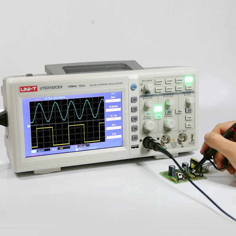 优利德数字示波器双通道100M带宽7寸彩屏数字示波器UTD2102CEX