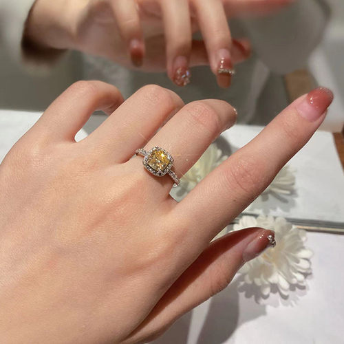 S925纯银莫桑石戒指2克拉枕形公主方钻婚戒小方糖钻戒闭口指环女 - 图1