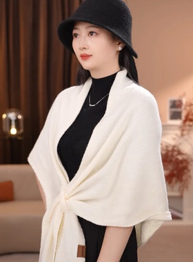 2026秋冬新款含羊毛三角围巾披肩韩版女护颈百搭大披肩保暖围脖女