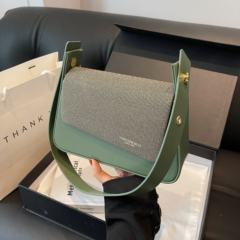 今年流行包包时尚女包2025款洋气百搭小香风斜挎包单肩,淘宝优惠券,粉丝福利购,淘宝优惠卷