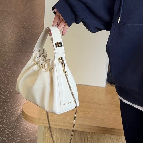 小众时尚褶皱云朵包手提包女2025新款今年流行链条包单肩斜挎包包 - 图2