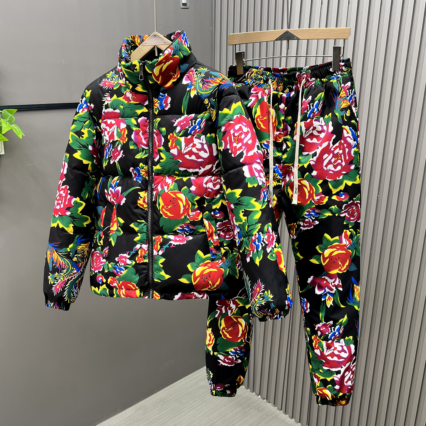 2025爆款百搭东北风大花棉衣套装男女情侣立领加厚保暖棉裤外套潮,淘宝优惠券,粉丝福利购,淘宝优惠卷