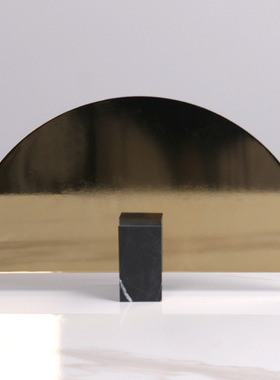 家居摆件现代轻奢金色扇形锯齿半圆售楼处客厅摆件金属创意工艺品