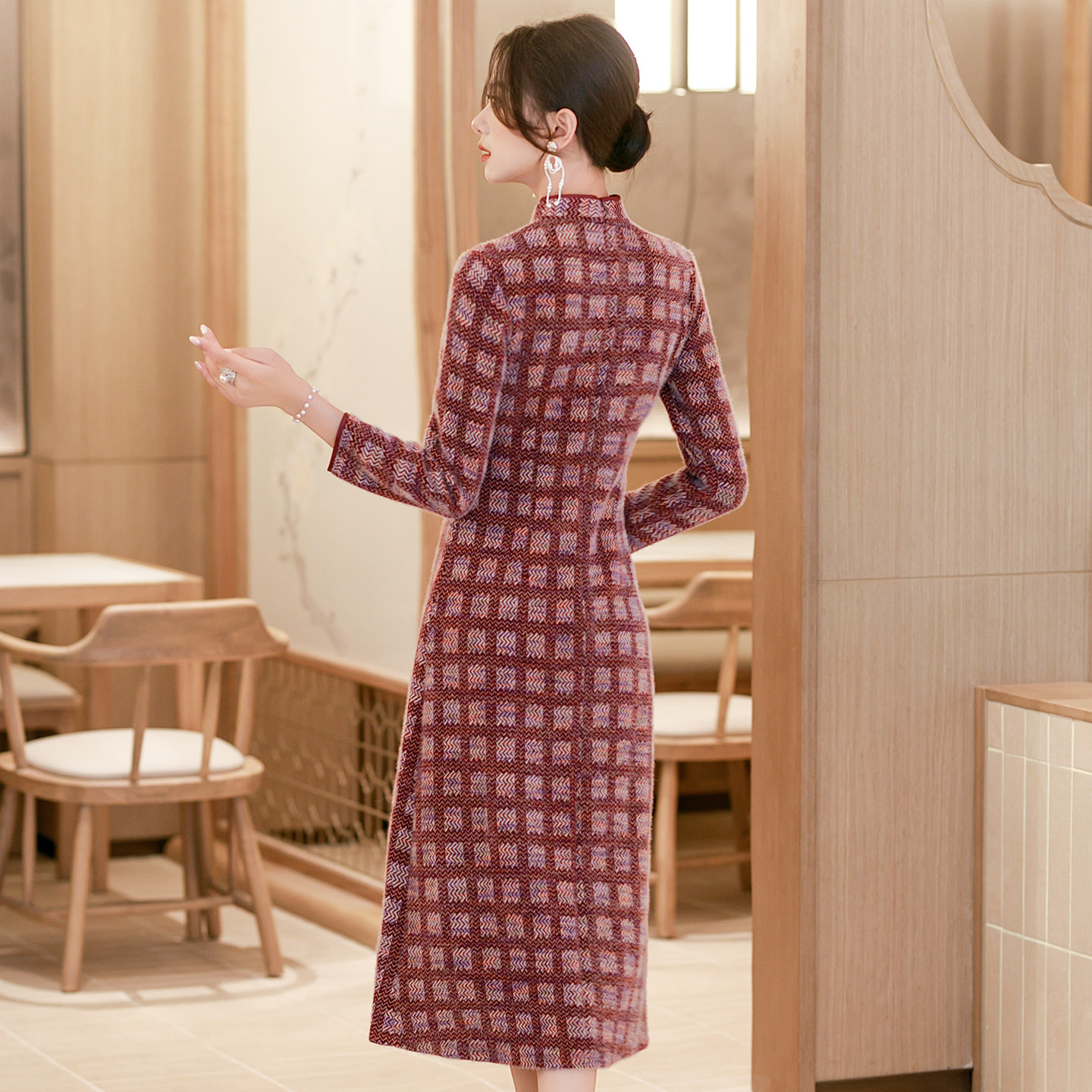 红色格子复古国风长袖加厚冬款旗袍2025新款高级感妈妈装日常可穿,淘宝优惠券,粉丝福利购,淘宝优惠卷