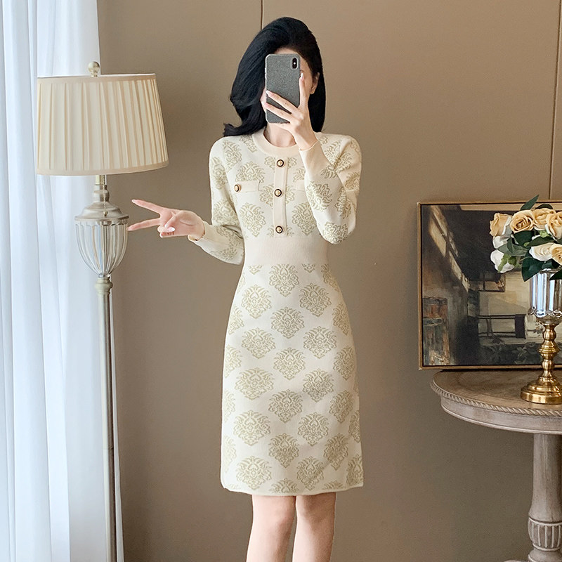 秋冬新款内搭针织连衣裙女小香风气质优雅收腰显瘦毛衣打底A字裙,淘宝优惠券,粉丝福利购,淘宝优惠卷