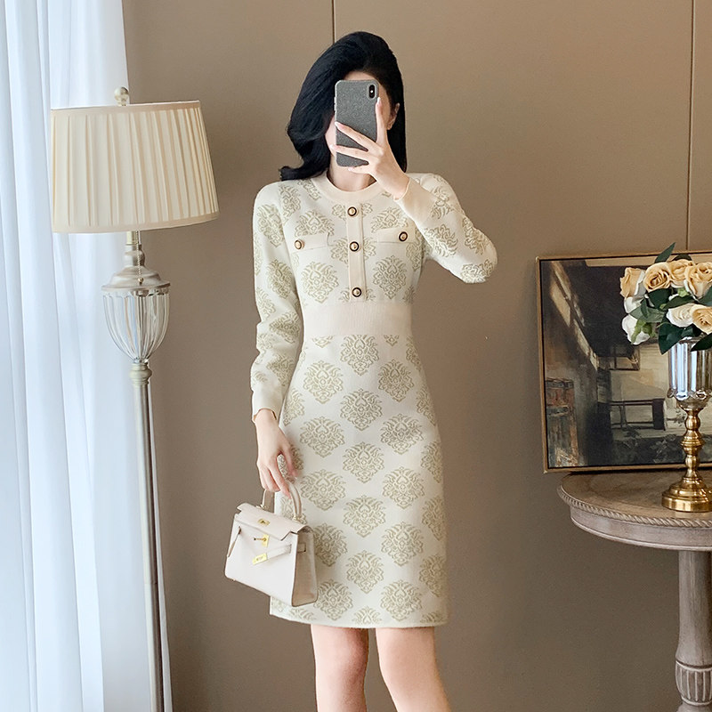 秋冬新款内搭针织连衣裙女小香风气质优雅收腰显瘦毛衣打底A字裙,淘宝优惠券,粉丝福利购,淘宝优惠卷