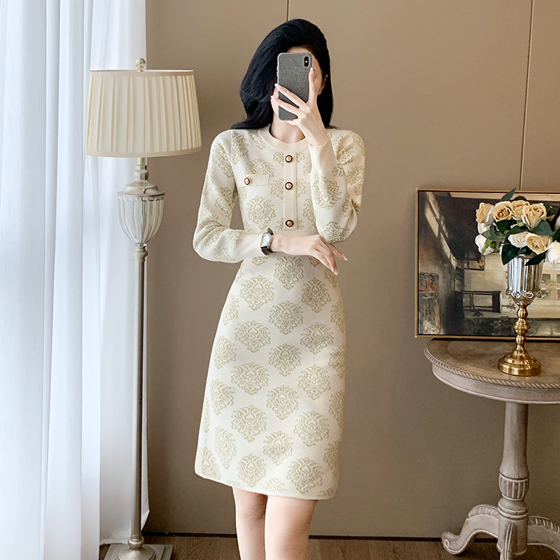 秋冬新款内搭针织连衣裙女小香风气质优雅收腰显瘦毛衣打底A字裙,淘宝优惠券,粉丝福利购,淘宝优惠卷