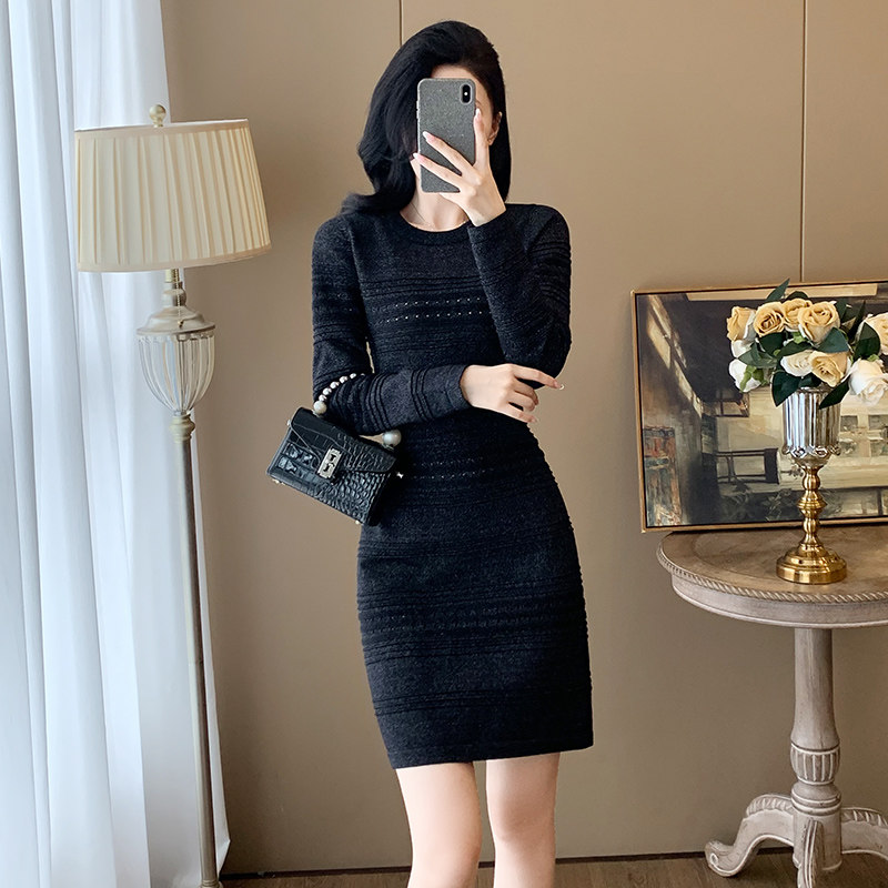 赫本风小黑裙女春秋配大衣内搭修身针织连衣裙高冷御姐范气质短裙,淘宝优惠券,粉丝福利购,淘宝优惠卷