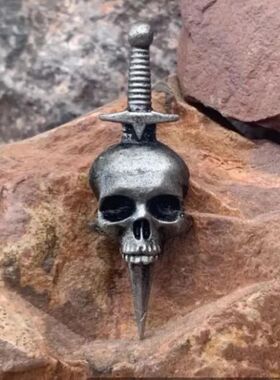 Halloween Skull Pin Punk Skeleton Badge Gothic Brooch for Je
