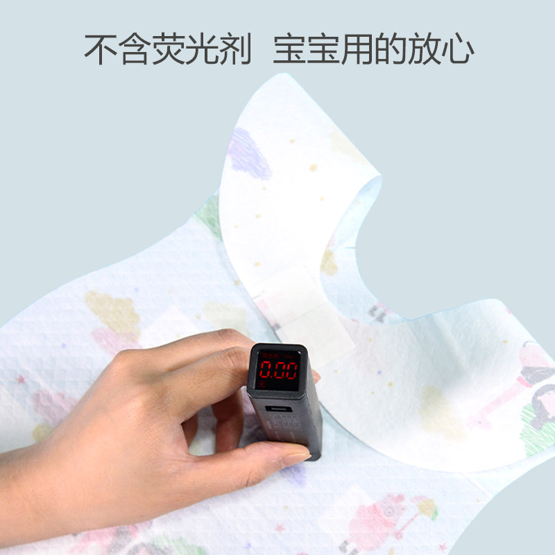 宝宝一次性吃饭防水辅食便携式围嘴 小白马食饭兜