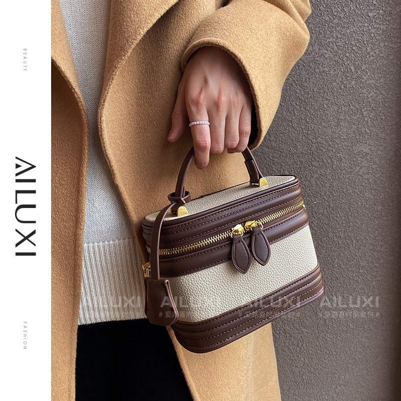 爱路喜旗舰店小众设计女复古斜挎包 爱路喜女士包袋