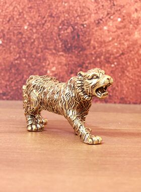 黄铜实心十二生肖老虎摆件复古做旧虎虎生威茶宠办公装饰桌面摆件