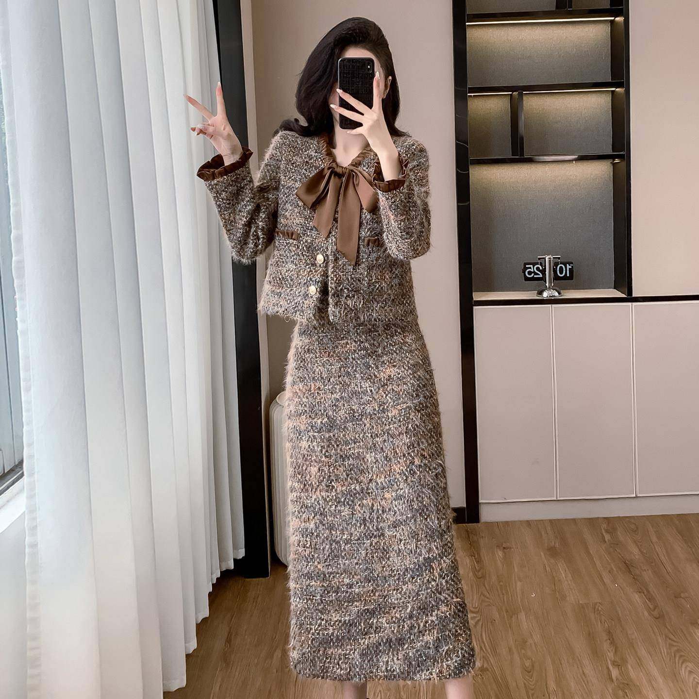 小香风毛呢套装女2025秋冬新款法式轻奢名媛千金外套半身裙两件套,淘宝优惠券,粉丝福利购,淘宝优惠卷