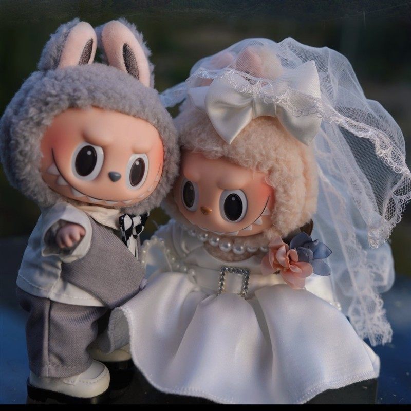 Labubu挂件拉布布一代二代搪胶公仔玩偶娃衣套装情侣可爱生日礼物,淘宝优惠券,粉丝福利购,淘宝优惠卷