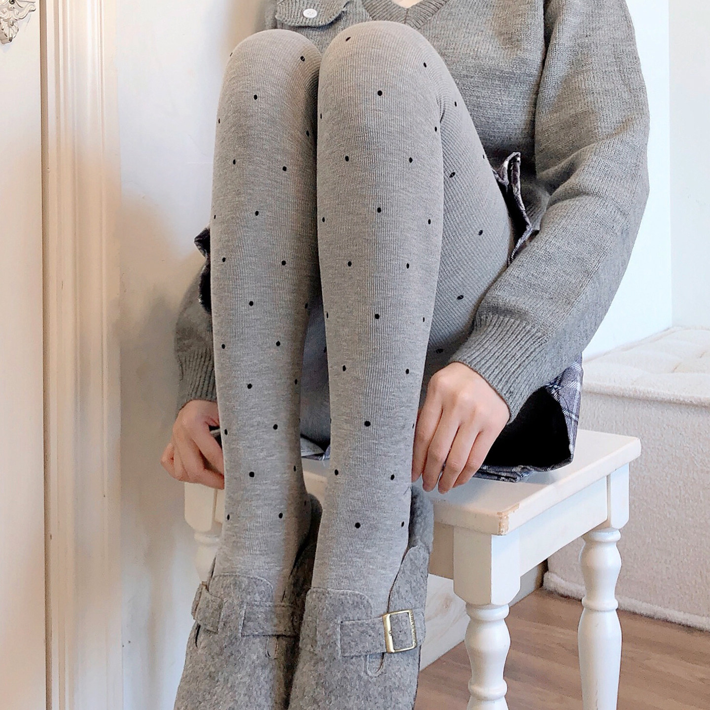 加绒烟灰色打底裤女秋冬款加厚小圆点连裤袜显瘦深灰色保暖打底袜,淘宝优惠券,粉丝福利购,淘宝优惠卷