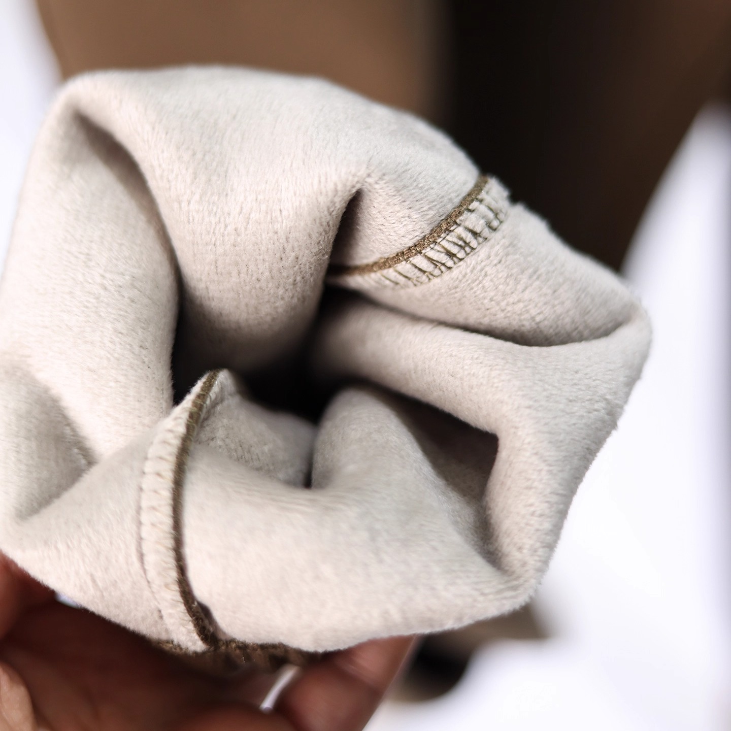 一条过冬！复合加绒！保暖舒适！秋冬男士松紧腰弹力束脚德绒卫裤 - 图2