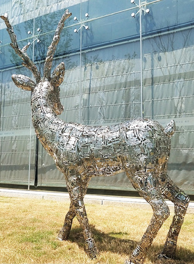 不锈钢雕塑户外广场镂空鹿摆件