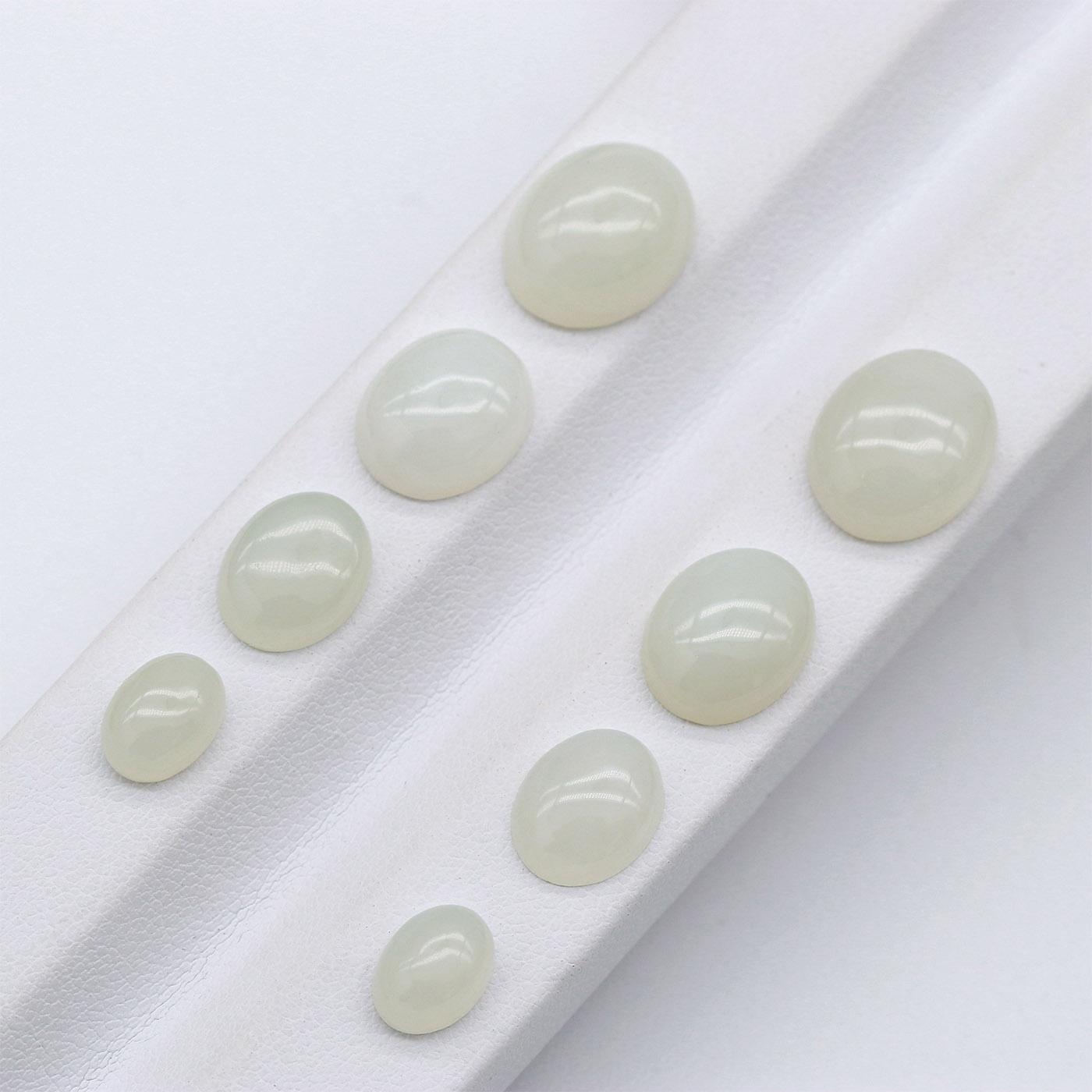 批发天然和田玉蛋形戒面和田白玉素面裸石吊坠戒指镶嵌配石工厂 - 图0