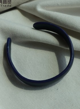 复古开口时尚风皮手镯