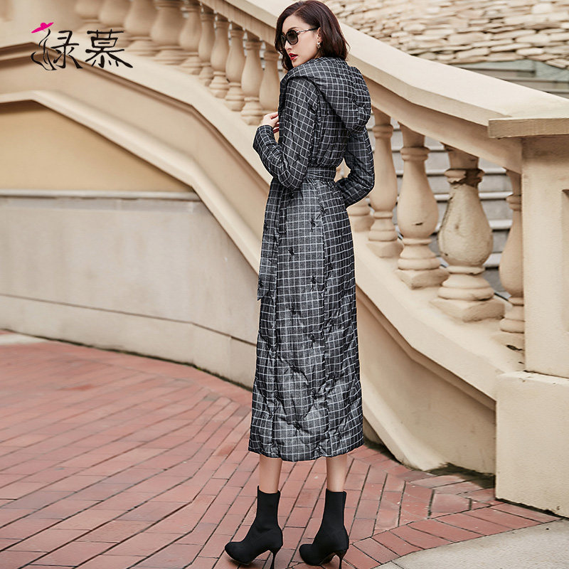 绿慕2019冬季新款羽绒服女长款格子 绿慕羽绒服