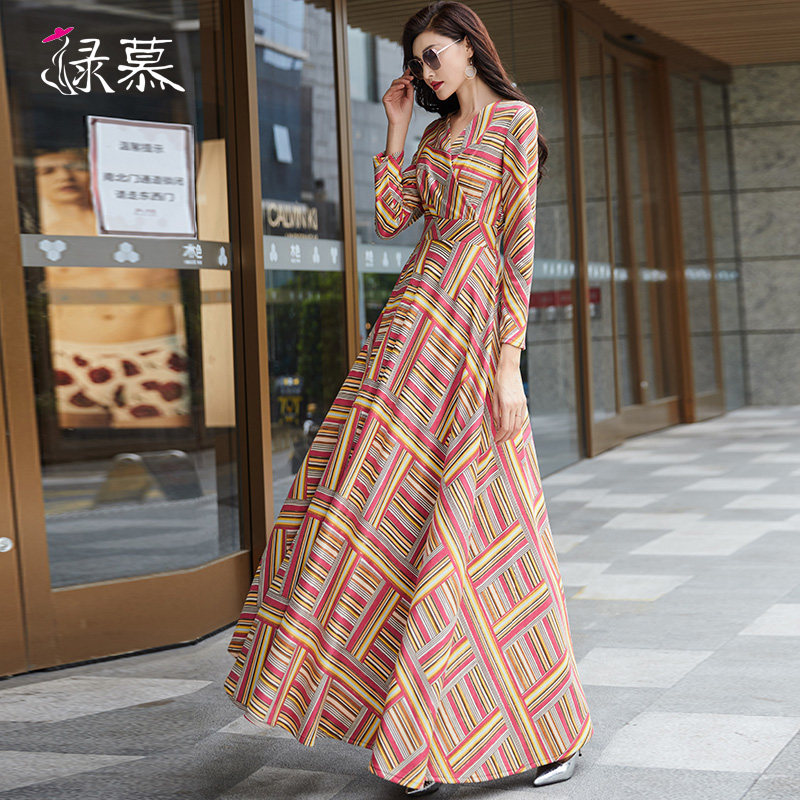 绿慕秋季长袖2020新款格纹连衣裙 绿慕连衣裙