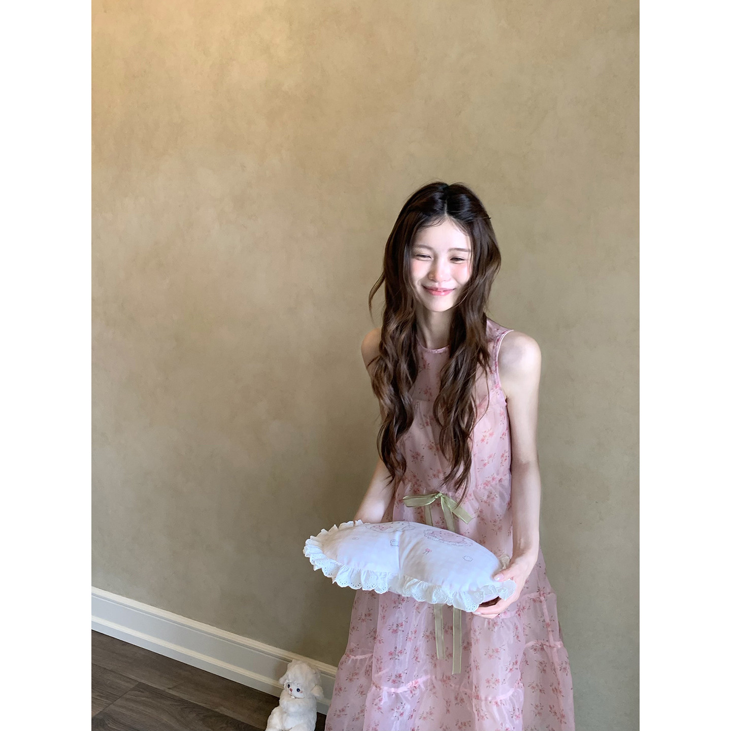 桃可了《樱粉气泡》特调粉调 印花轻盈温柔气质少女感无袖连衣裙