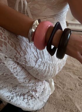 设计感高级光面环形手镯