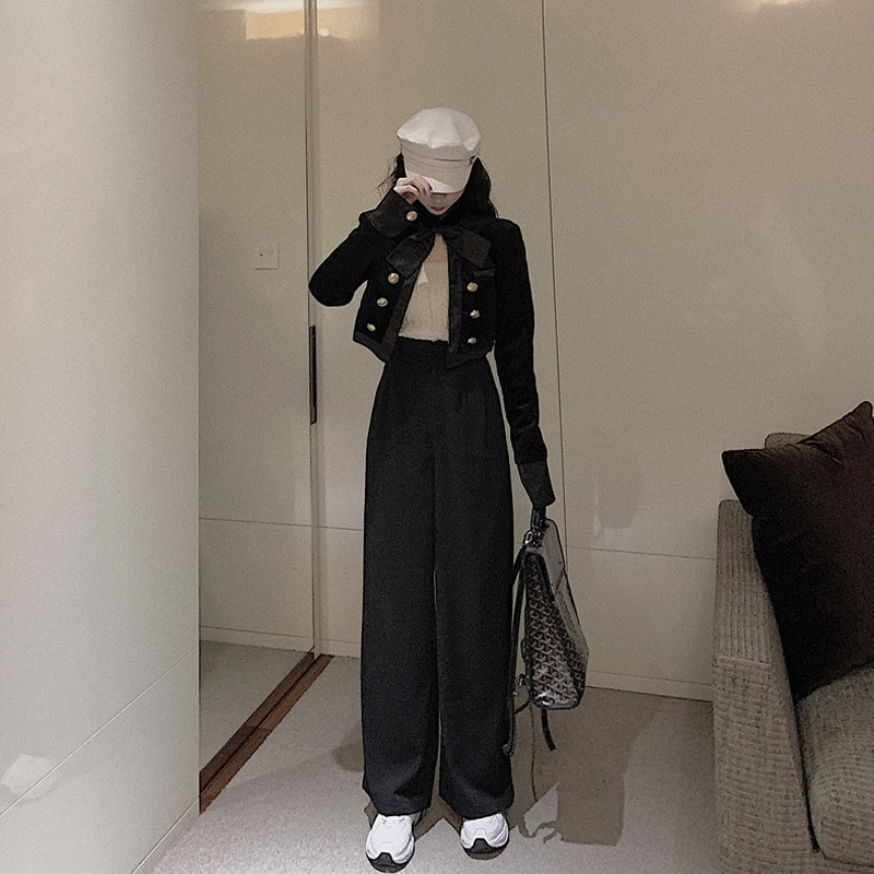 人间芭比宫廷风丝绒短外套秋冬棉服 仙黛莉女装短外套