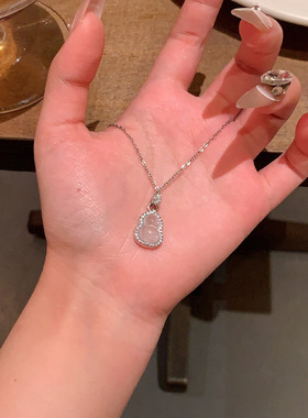 新中式小众高级锁骨链配饰品甜美清冷感冰透小葫芦吊坠项链女