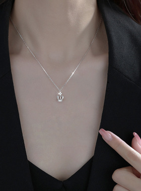 闪钻皇冠项链女简约小众设计感