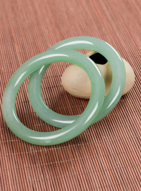 天然正品东陵旺夫浅绿美人镯玉石