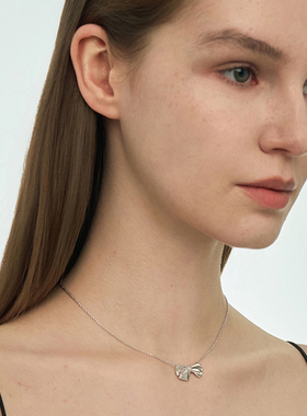 LELOUP复古布纹蝴蝶结项链女轻奢高级感原创设计师品牌轻奢锁骨链