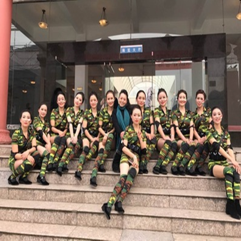 儿童兵娃娃舞台成人军装迷彩演出服出发同行军旅女兵舞蹈表演服装 - 图1